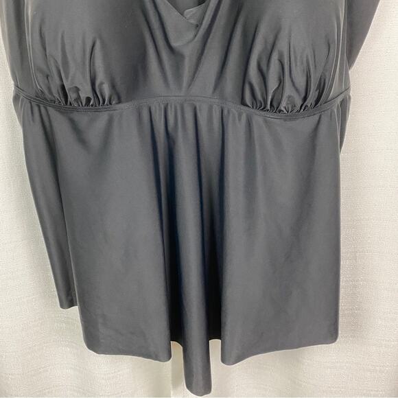 Torrid Black Soft Cup Wireless V Neck Tankini Top Sz.5 - Picture 7 of 16
